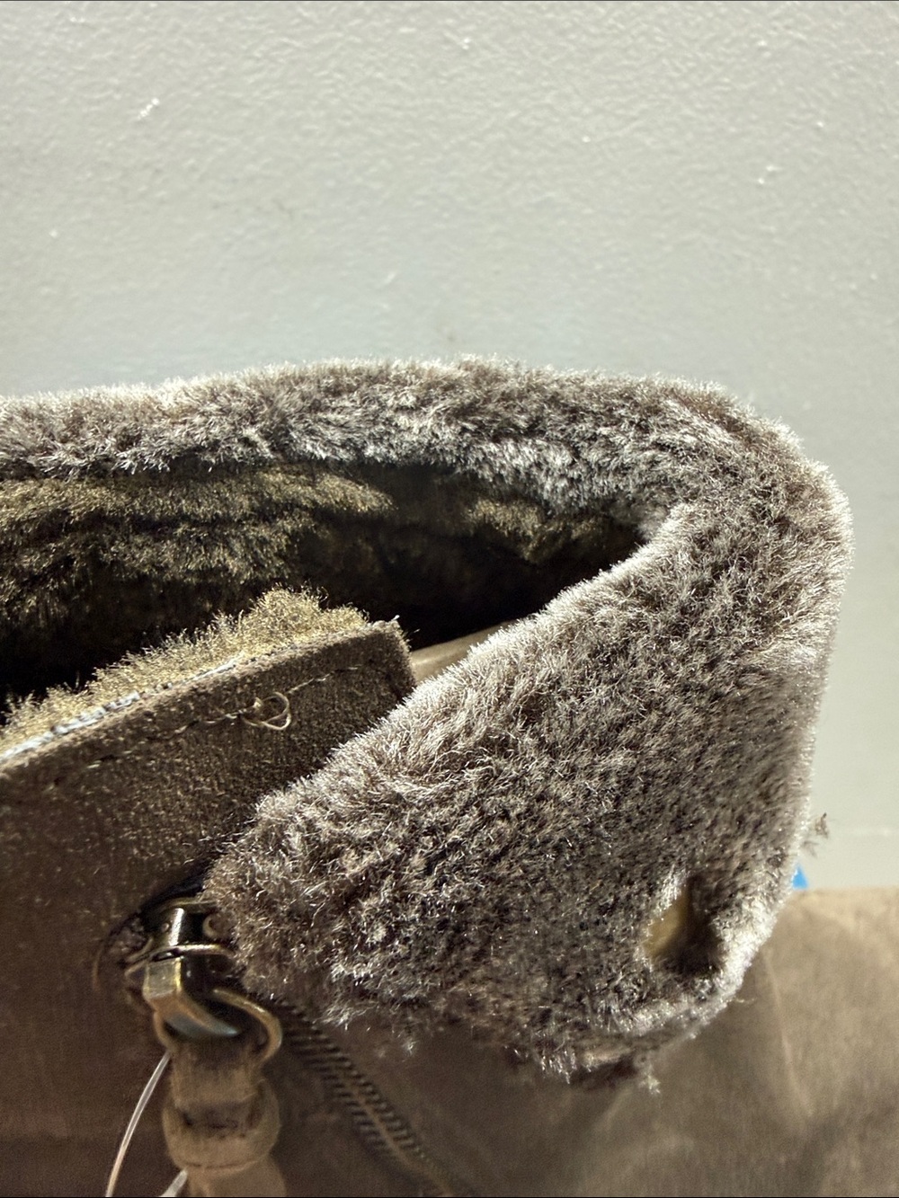BareTraps WYOMING is Brown Suede Fleece-Cuff Lug Ankle Boot Woman’s Size 7 NWT - Picture 6 of 12